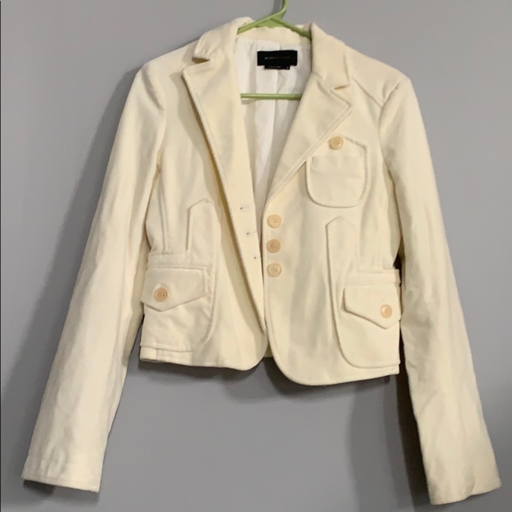 BCBG cream velvety jacket size M.